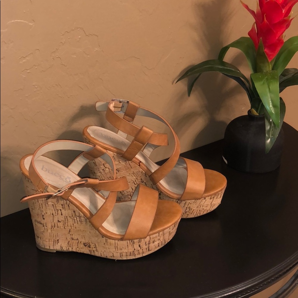 Chunky wedge sandals